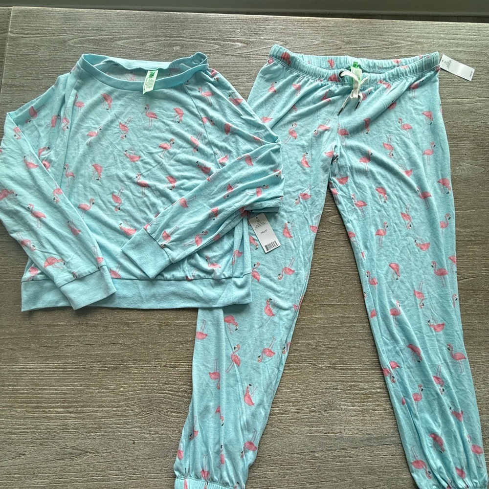 NWT Honey Dew Star Seeker Lounge Set - Moontint Flamingos- Size Medium